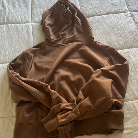 Nike (Size:Small) Light brown cropped hoodie, with cheetah logo. - Picture 2 of 2
